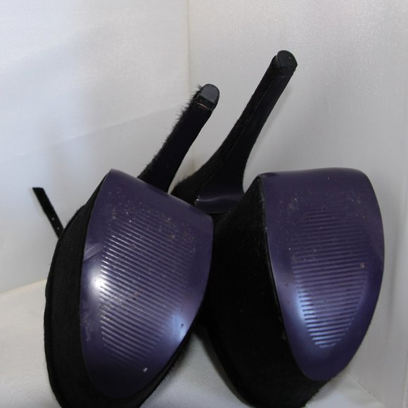 LONDON TRASH Black Pony Hair Heels Pump - Picture 8 of 9